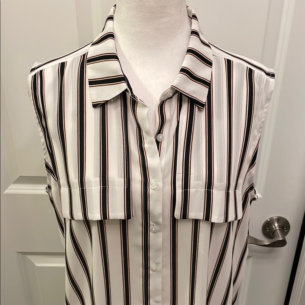 Worthington Sleeveless Button-Down Shirt Pockets Striped Black & White Large - Picture 5 of 14